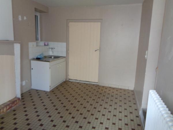 Maison à vendre 6 pièces RENAZE (53)