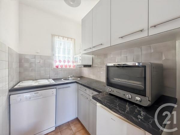 Appartement T3 à vendre  3 pièces - 40,92 m2 BANDOL - 83