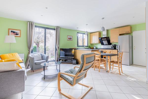 Maison 7 pièces à Verrières-le-Buisson en EXCELLENT ETAT, Quartier recherché, 4 CHAMBRES, GARAGE, JARDIN.