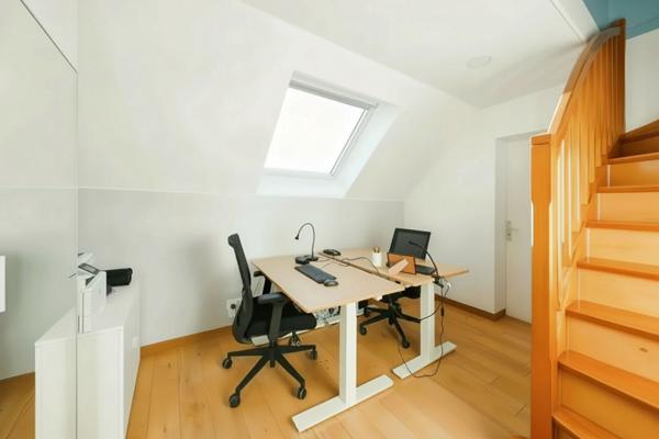 Maison 7 pièces à Verrières-le-Buisson en EXCELLENT ETAT, Quartier recherché, 4 CHAMBRES, GARAGE, JARDIN.