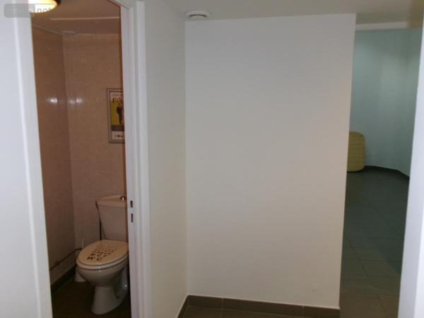 Fonds et/ou murs commerciaux à louer à Béthune dans le Pas-de-Calais (62400), ref : 62023-L1348