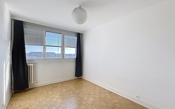 Appartement à vendre    4 pièces • 84,26 m2 Tours