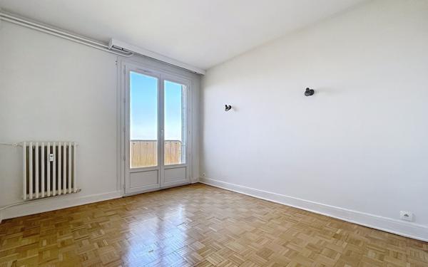 Appartement à vendre    4 pièces • 84,26 m2 Tours