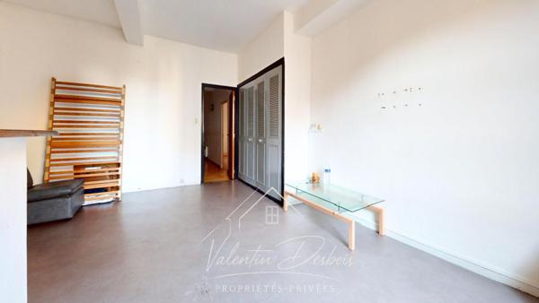 - RIEUX MINERVOIS - IMMEUBLE - 2 LOTS