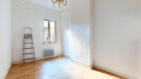 - RIEUX MINERVOIS - IMMEUBLE - 2 LOTS