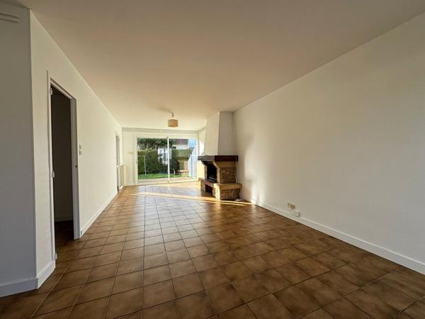 Maison de plain pied 3 chambres - SAINT BERTHEVIN