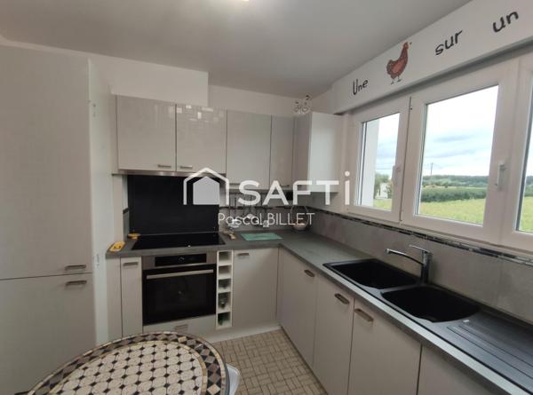 Proche de nos belles plages 2mn  et bien situe dans un cadre agréable.