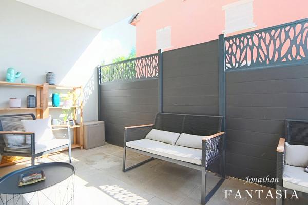 Il a tout pour plaire : appartement 2 pièces de 59,37 m² avec terrasse, garage et stationnements à Escherange