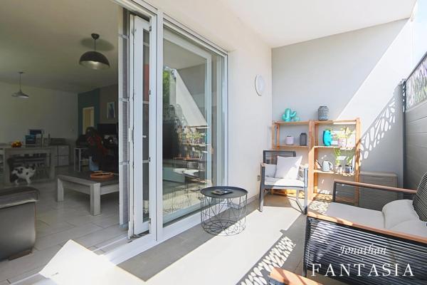 Il a tout pour plaire : appartement 2 pièces de 59,37 m² avec terrasse, garage et stationnements à Escherange