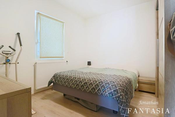 Il a tout pour plaire : appartement 2 pièces de 59,37 m² avec terrasse, garage et stationnements à Escherange