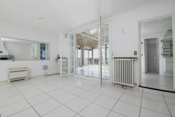 Les Pennes Mirabeau Jas de Rhodes Maison de 98 m2 au calme sans vis à vis belle vue sur végétation 426 m2 de terrain