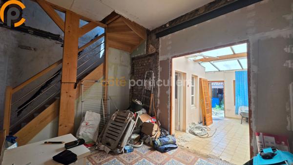 Vente
                Maison90 m² - 6 Pièces -
                    VILLENEUVE D ASCQ (59493)