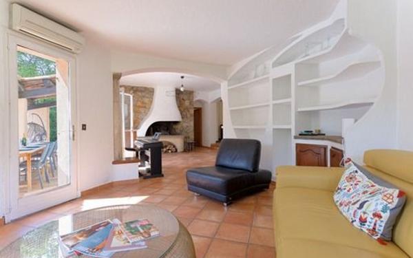 Maison à vendre    5 pièces • 190,96 m2 Mougins