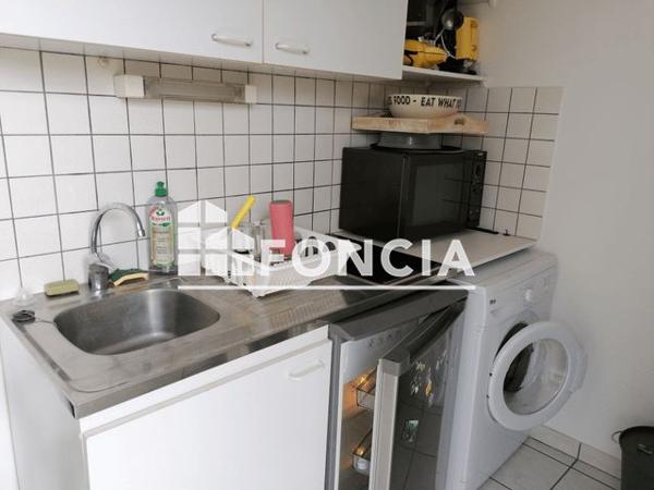 Location Studio 26.4 m² - 22 RUE DU 8 MAI 1945 Clermont-ferrand 63000