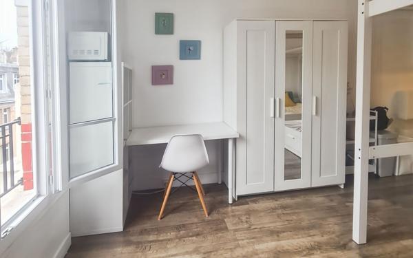 Appartement à vendre    1 pièce • 16,90 m2 Paris 11