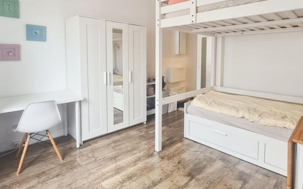 Appartement à vendre    1 pièce • 16,90 m2 Paris 11