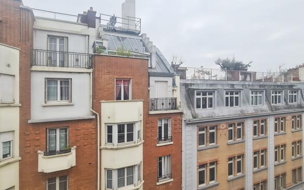 Appartement à vendre    1 pièce • 16,90 m2 Paris 11