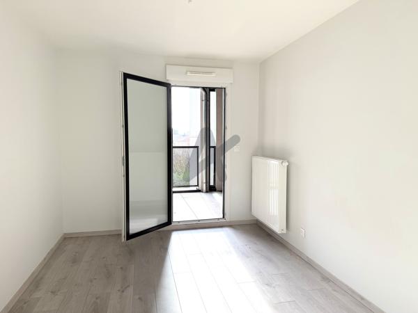 RARE CHASSIEU T2 48m2 Terrasse 13m2