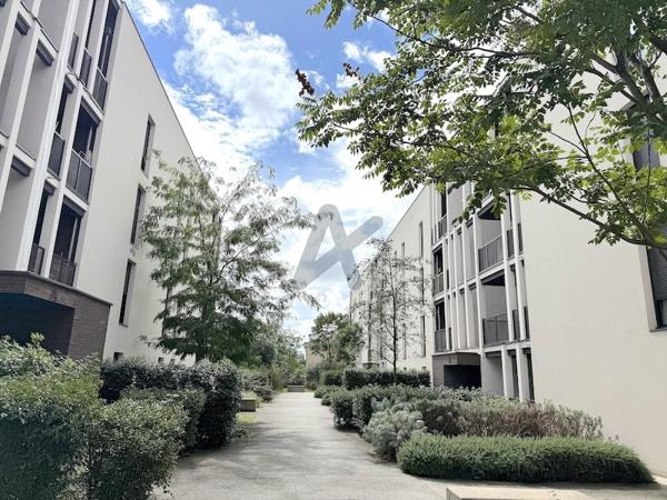 RARE CHASSIEU T2 48m2 Terrasse 13m2