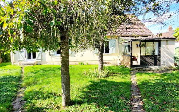 Maison à vendre    4 pièces • 101 m2 Rogny-les-Sept-Écluses