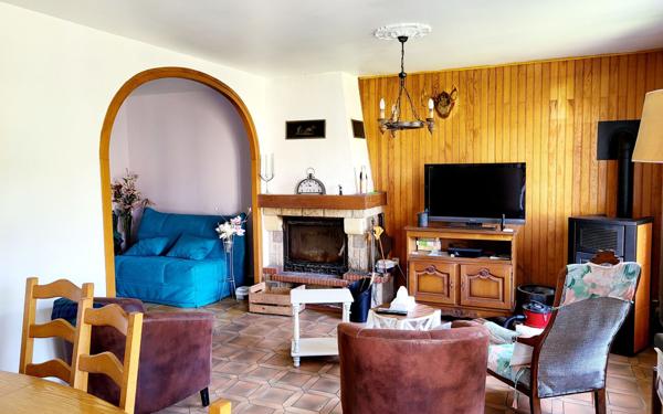 Maison à vendre    4 pièces • 101 m2 Rogny-les-Sept-Écluses