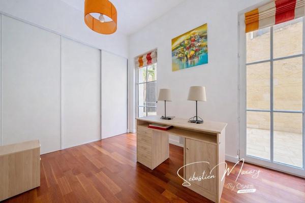 Grand T4 avec terrasses et place de parking au cœur de Bordeaux