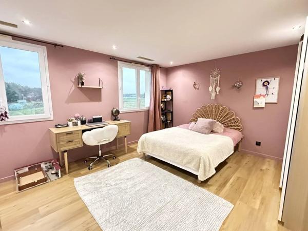 Vente Maison 5 pièces 140 m2 à Fontenay-Trésigny