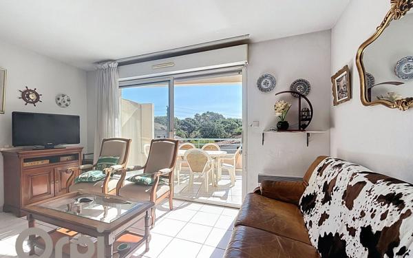 Appartement à vendre    3 pièces • 73 m2 Fréjus