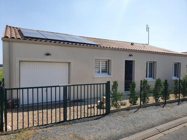 Maison plain-pied Boutenac-Touvent 104 m²