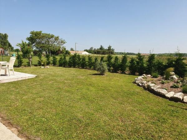 Maison plain-pied Boutenac-Touvent 104 m²