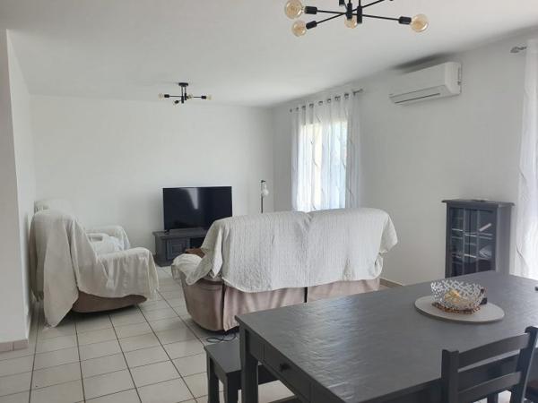 Maison plain-pied Boutenac-Touvent 104 m²