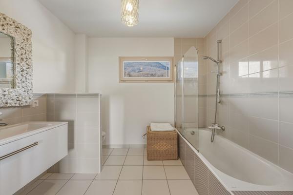 Vente Maison de luxe Divonne-les-Bains 6 Pièces 170 m²