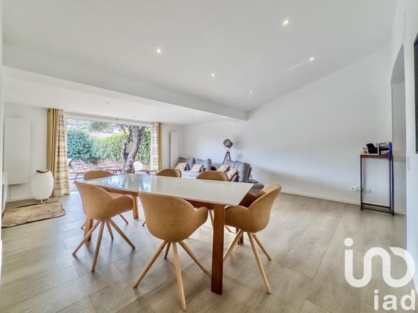 Maison à vendre 4 pièces 104 m² Saint-Cézaire-sur-Siagne