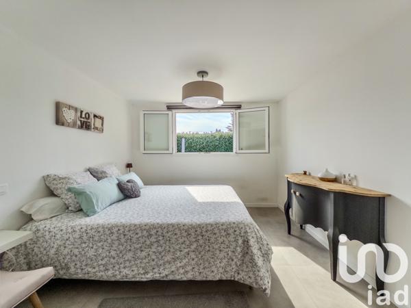 Maison à vendre 4 pièces 104 m² Saint-Cézaire-sur-Siagne