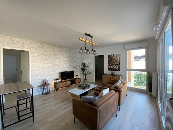 Appartement Cergy 4 pièce(s) 77 m2 Loyer 1 450 €/mois charges comprises **  - Référence  MG11298