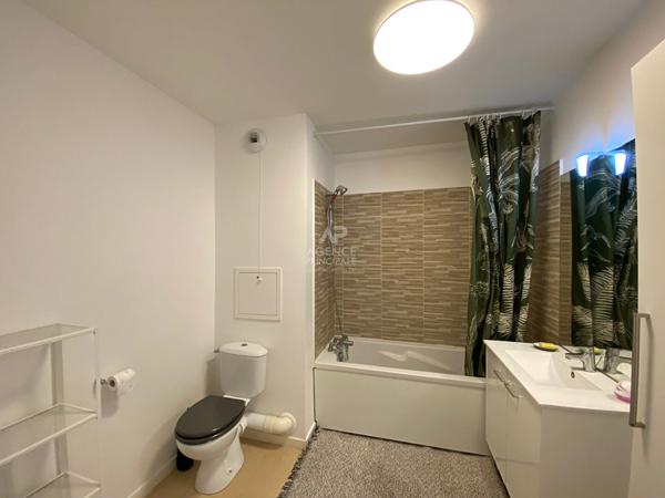 Appartement Cergy 4 pièce(s) 77 m2 Loyer 1 450 €/mois charges comprises **  - Référence  MG11298