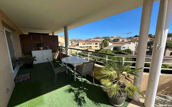 Appartement à vendre    4 pièces • 87 m2 Six-Fours-les-Plages