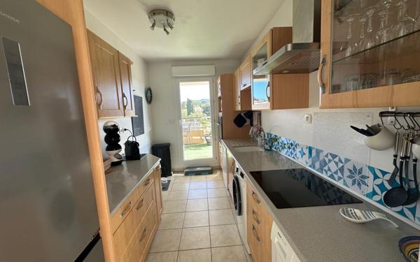 Appartement à vendre    4 pièces • 87 m2 Six-Fours-les-Plages