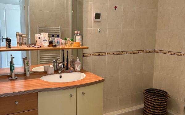 Appartement à vendre    4 pièces • 87 m2 Six-Fours-les-Plages