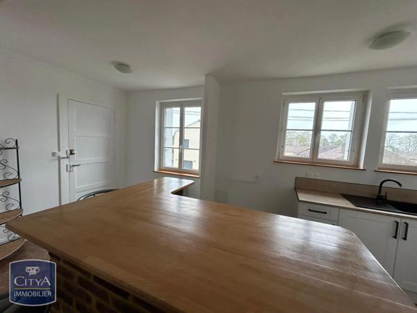 Appartement à louer 2 pièces 50.68m² Beauvais (60000)