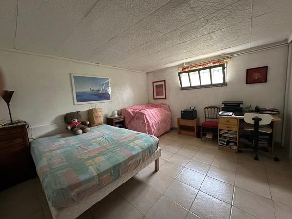 Maison landaise typique, lumineuse et paisible.