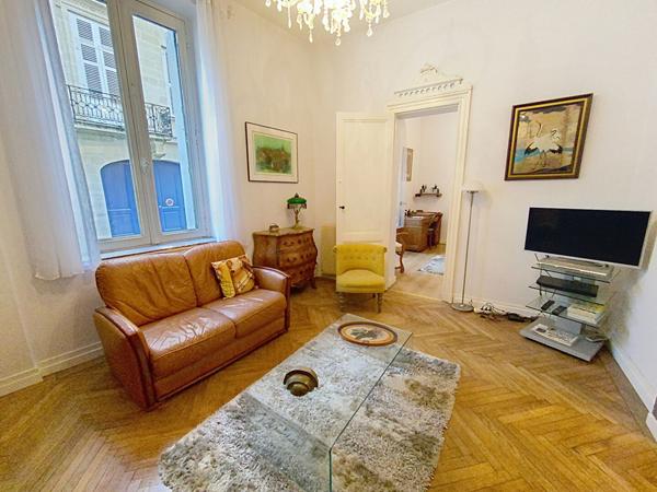 Vente appartement Bordeaux : 350 000 € - AJP Immobilier Bordeaux Saint-Augustin