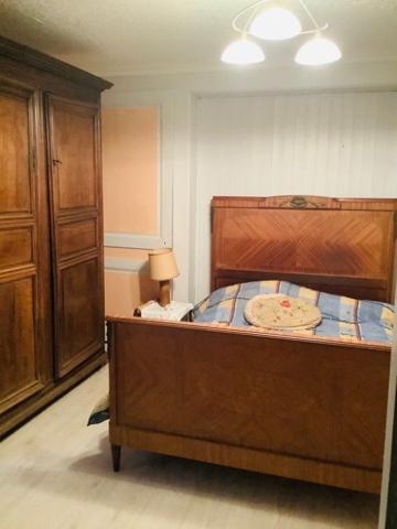 maison de ville à rafraichir SALINS LES BAINS JURA