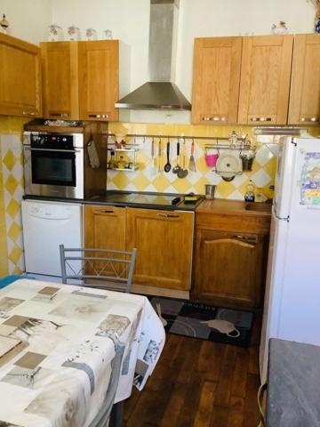 maison de ville à rafraichir SALINS LES BAINS JURA