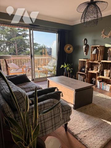A VENDRE à NANTES St Pasquier -  rue Félix Faure APPT T2 de 47 m2