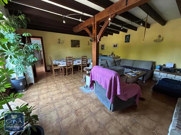 Maison à louer 4 pièces 124.6m² Châteauneuf-sur-Cher (18190)