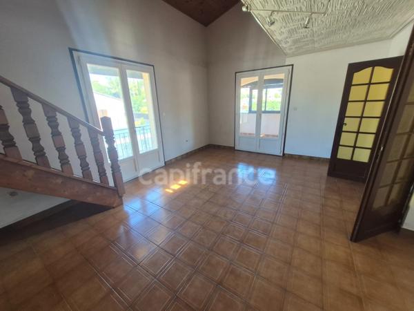 A vendre Villa 4 faces 157m2+T3 indépendant+piscine+Terrain 1200m2-Vue imprenable sur la pinède-Nissan-lez-ensérune (34440)