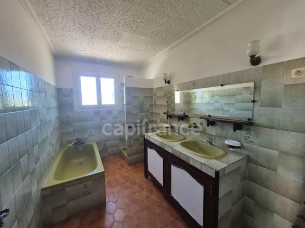 A vendre Villa 4 faces 157m2+T3 indépendant+piscine+Terrain 1200m2-Vue imprenable sur la pinède-Nissan-lez-ensérune (34440)