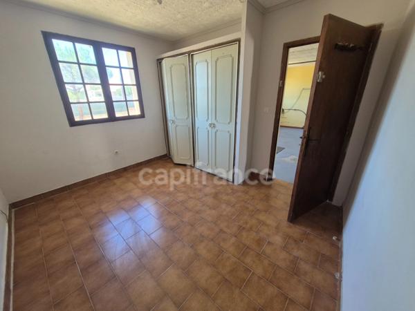 A vendre Villa 4 faces 157m2+T3 indépendant+piscine+Terrain 1200m2-Vue imprenable sur la pinède-Nissan-lez-ensérune (34440)