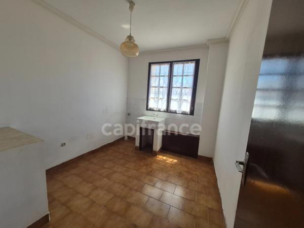 A vendre Villa 4 faces 157m2+T3 indépendant+piscine+Terrain 1200m2-Vue imprenable sur la pinède-Nissan-lez-ensérune (34440)